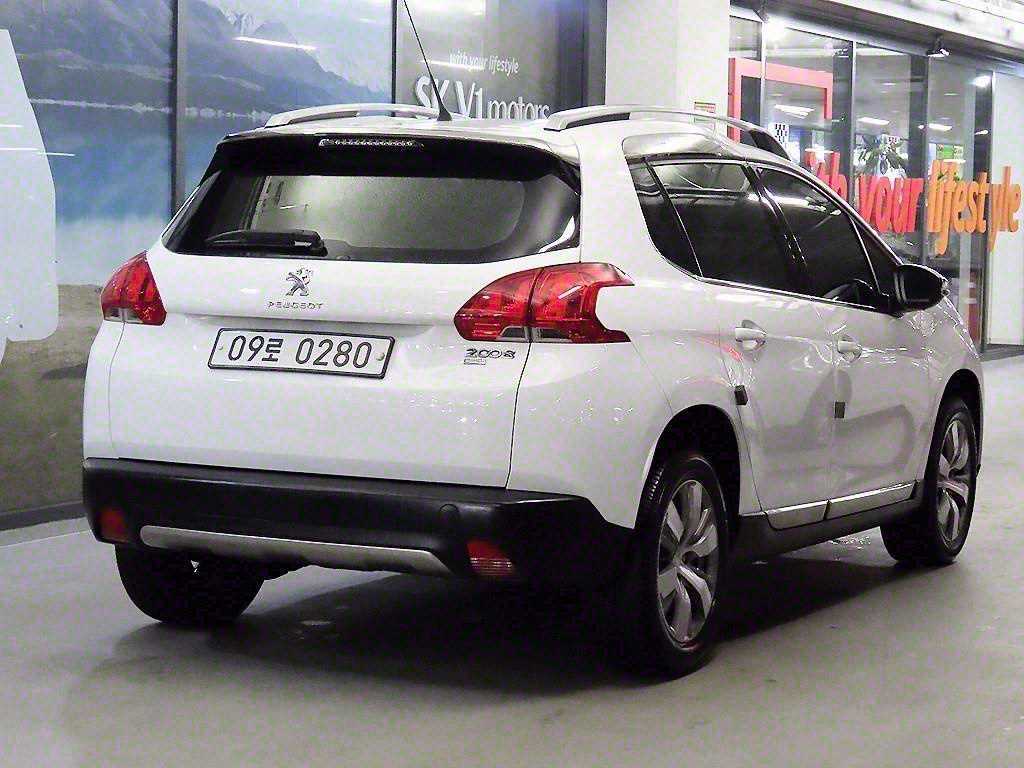 Peugeot 2008 - Vista 4