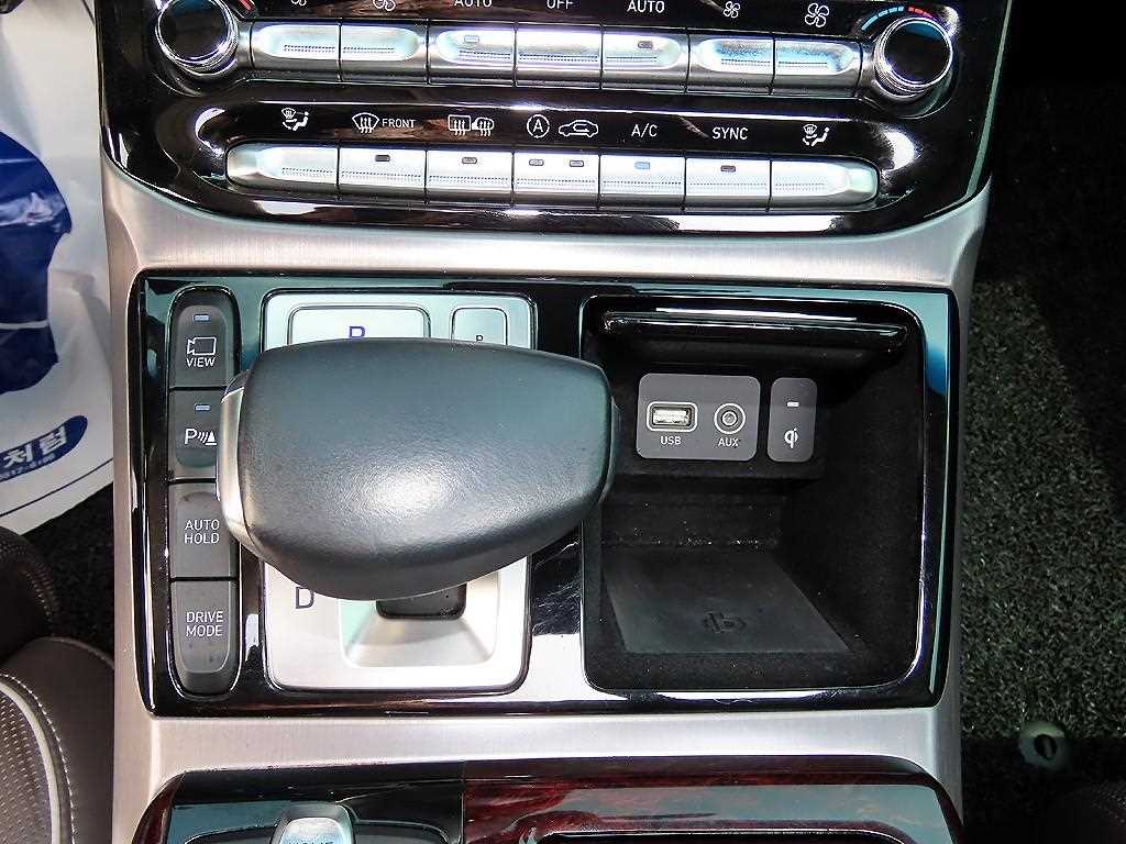 Genesis EQ900 - Vista 11