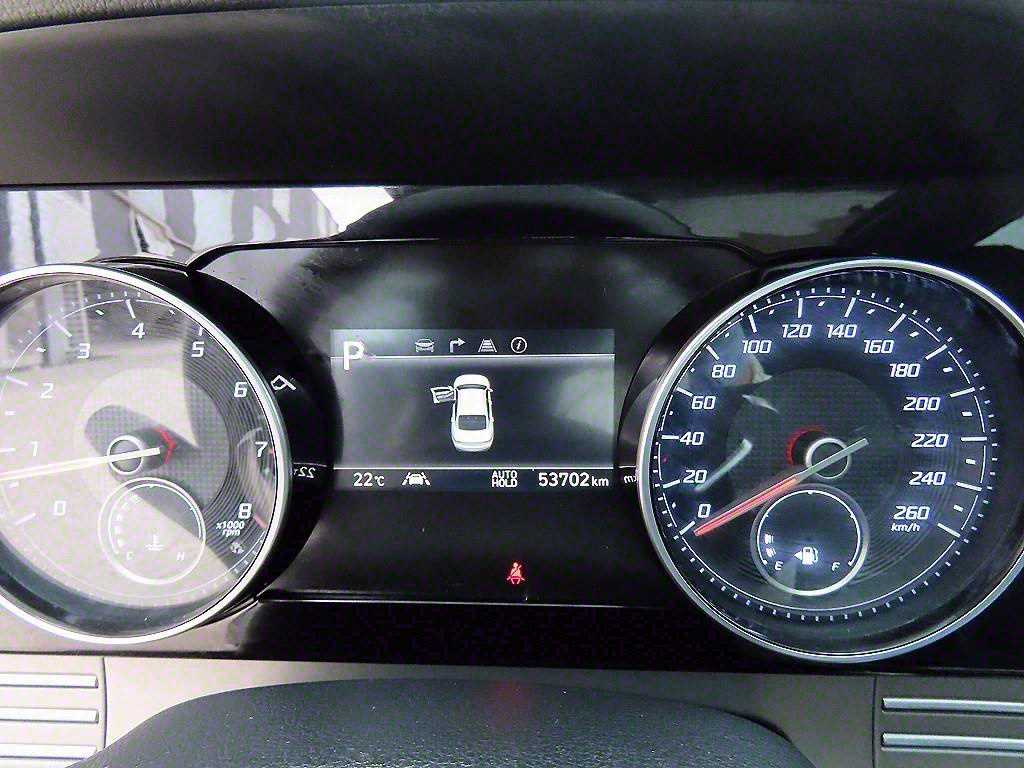 HYUNDAI Grandeur - Vista 9