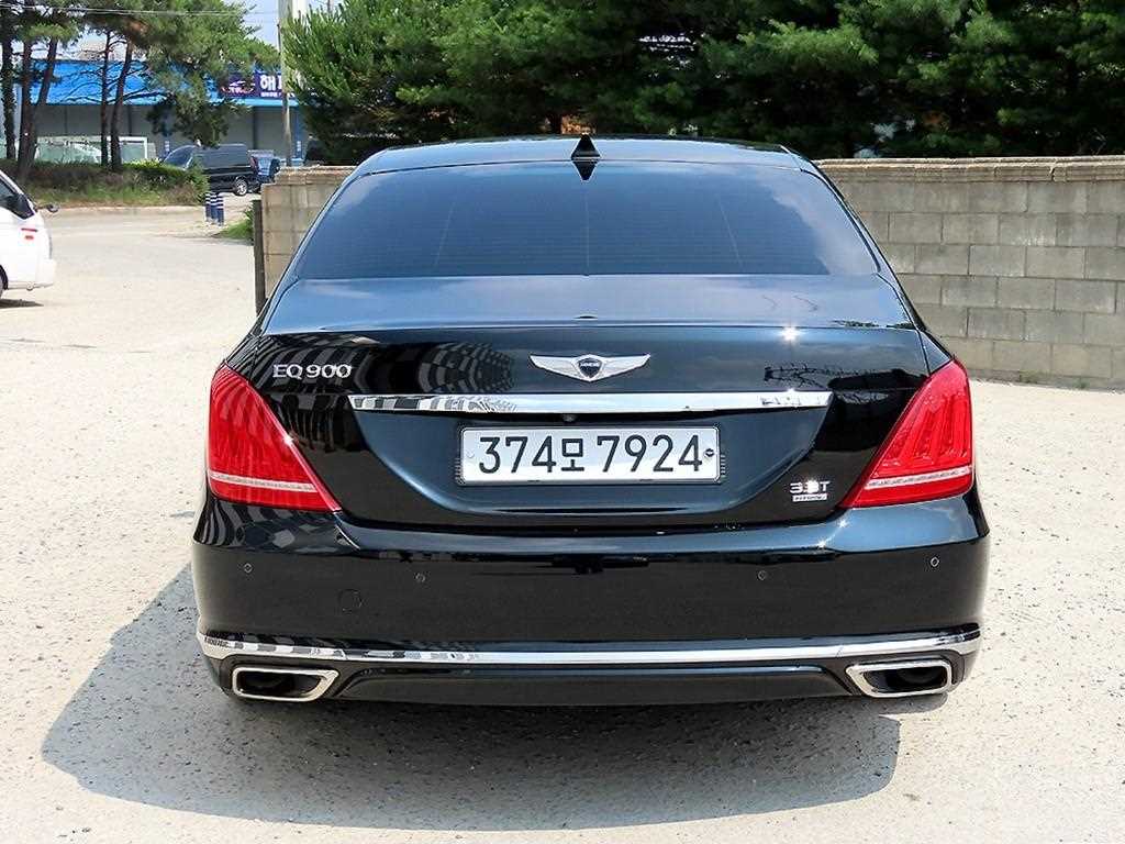 Genesis EQ900 - Vista 4