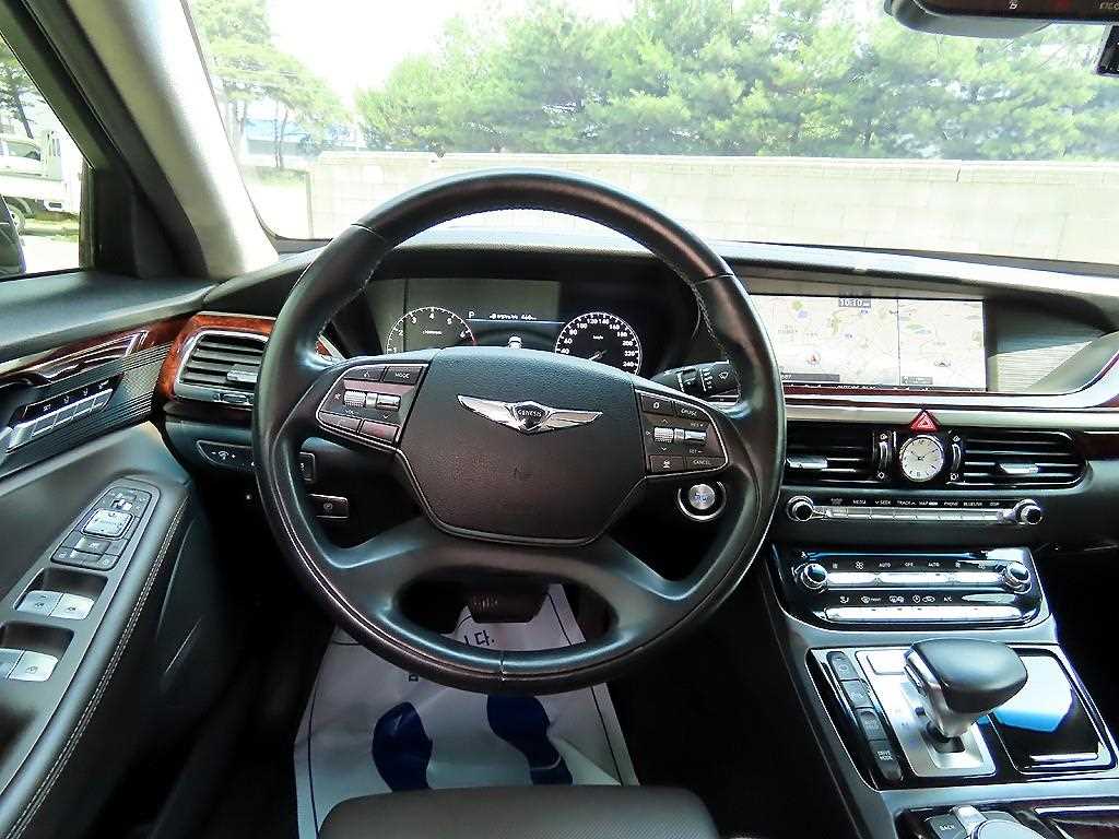 Genesis EQ900 - Vista 7