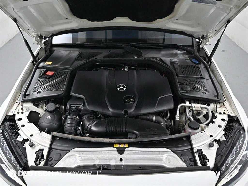 Mercedes Benz C Class - Vista 6