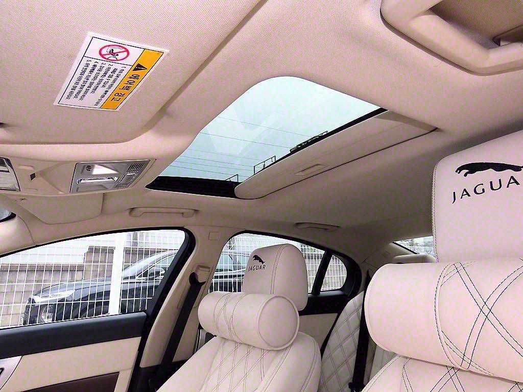 Jaguar XF 2013 Morado - Importación desde Corea - HF Imports Iquique - Foto 18