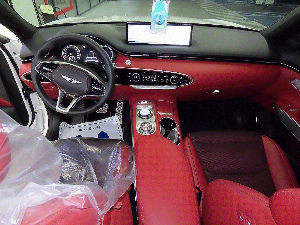 Genesis GV70 - Vista 10