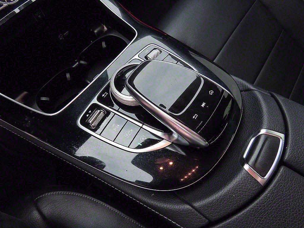 Mercedes Benz E class - Vista 12