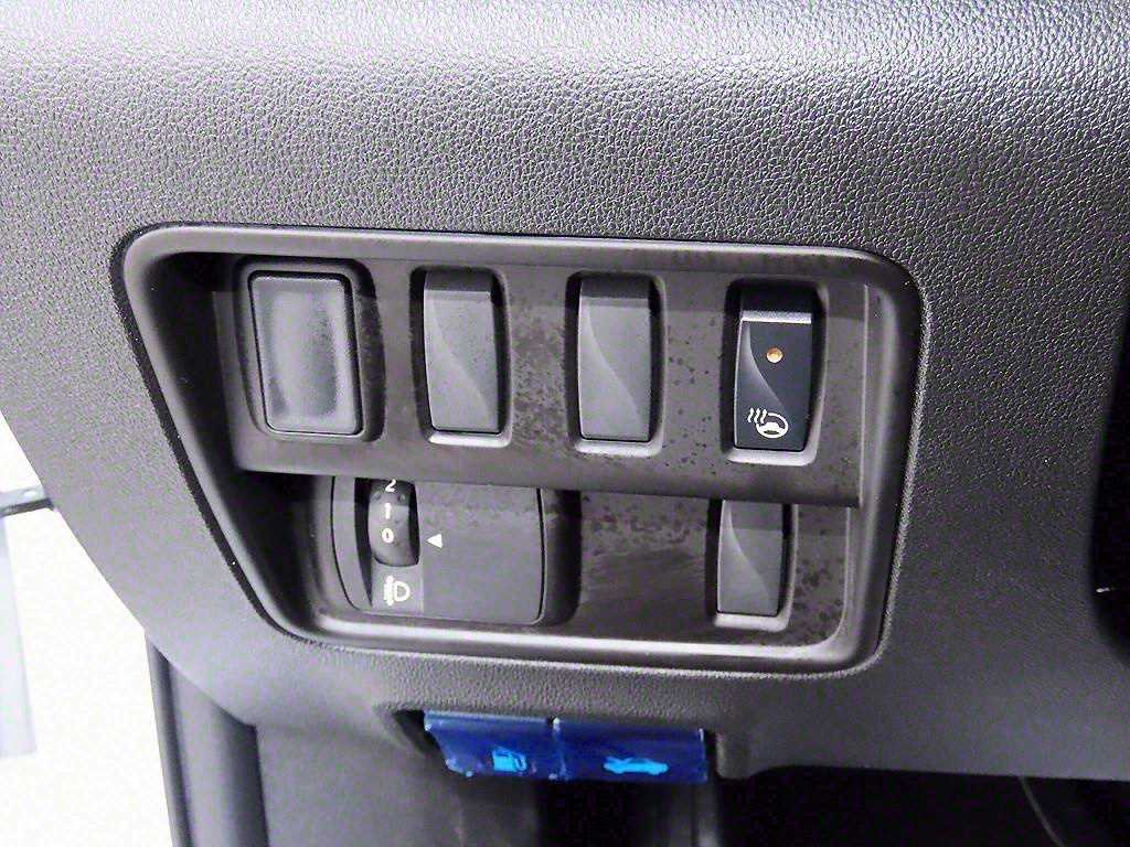 SAMSUNG QM6 - Vista 12