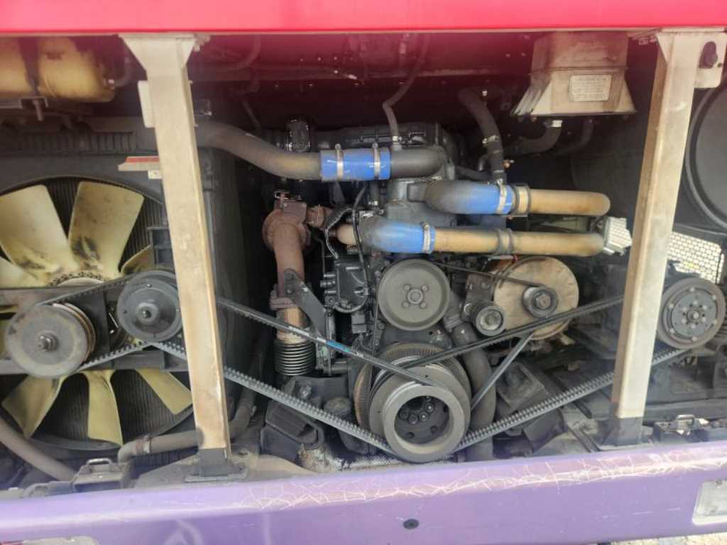 medium and large bus Medium Daewoo Bus - Vista 12