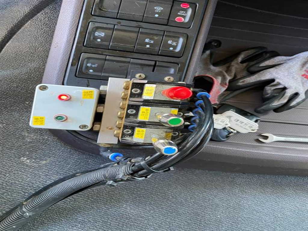 medium and large cargo apChoukJingae 2020 Gris - Importación desde Corea - HF Imports Iquique - Foto 13