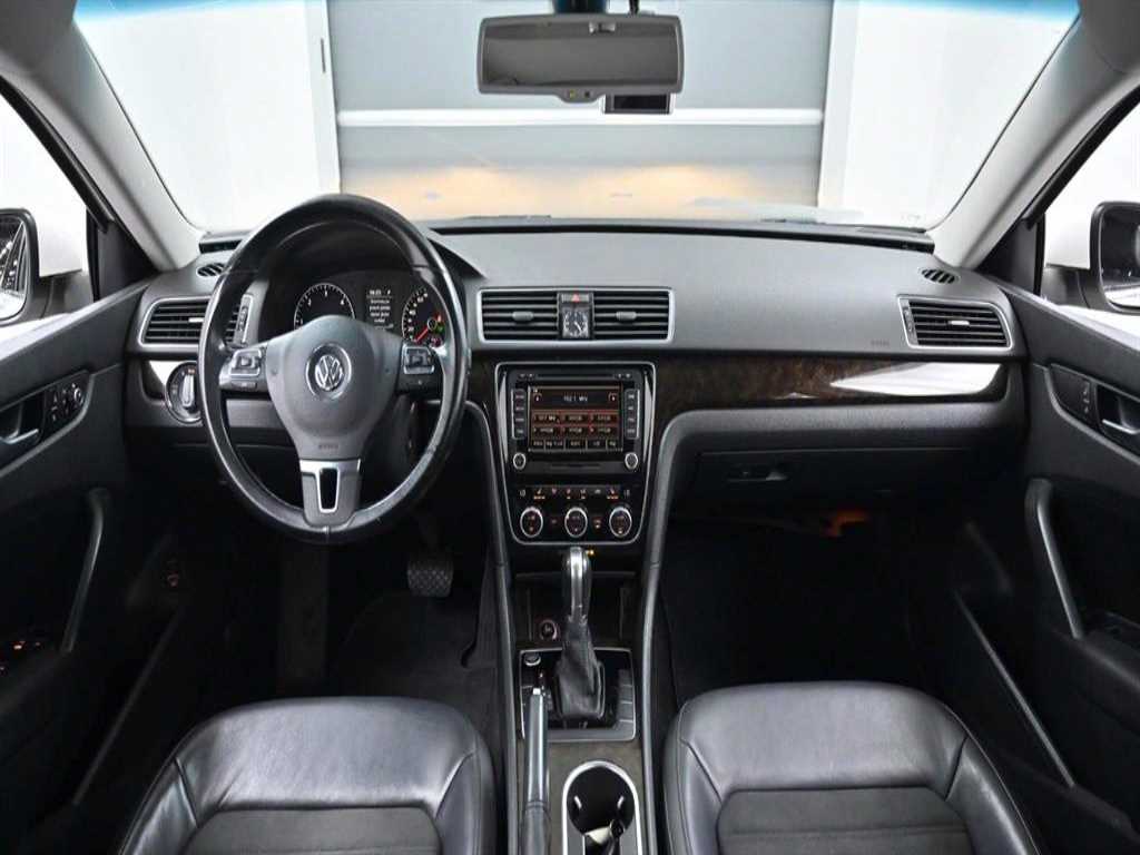 Volkswagen Passat - Vista 7