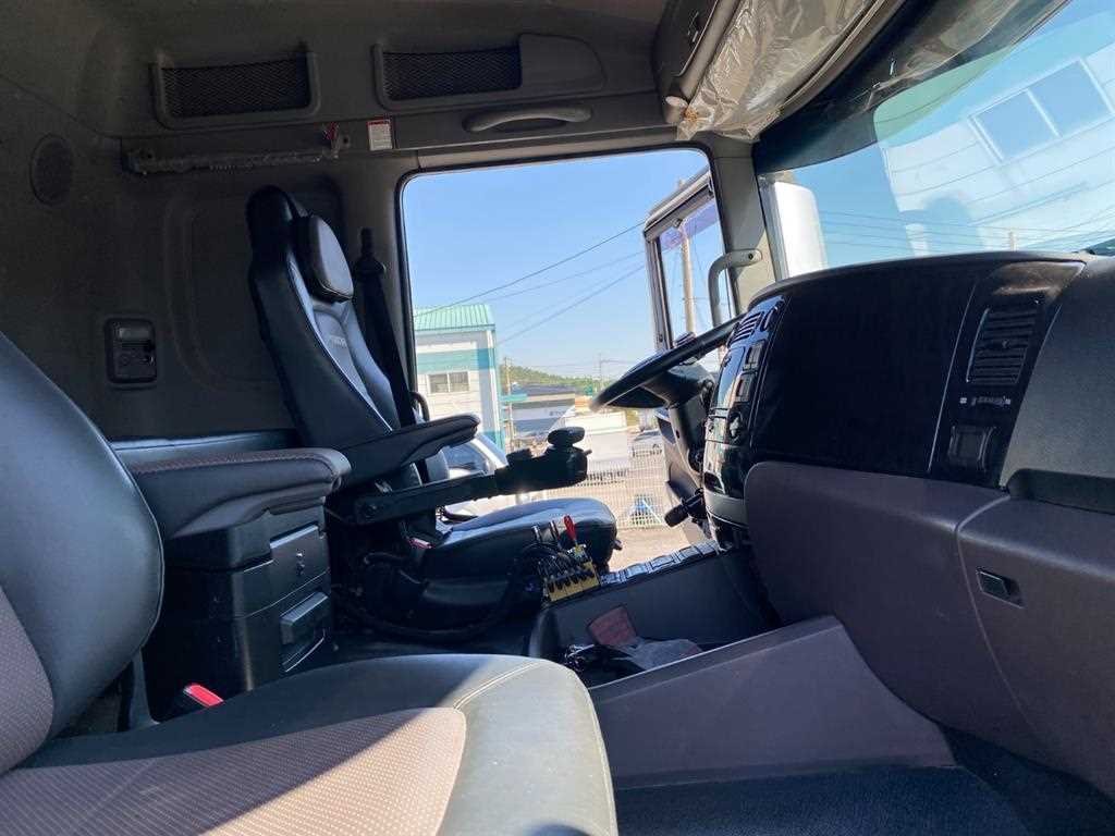 medium and large cargo apChoukJingae 2020 Gris - Importación desde Corea - HF Imports Iquique - Foto 14