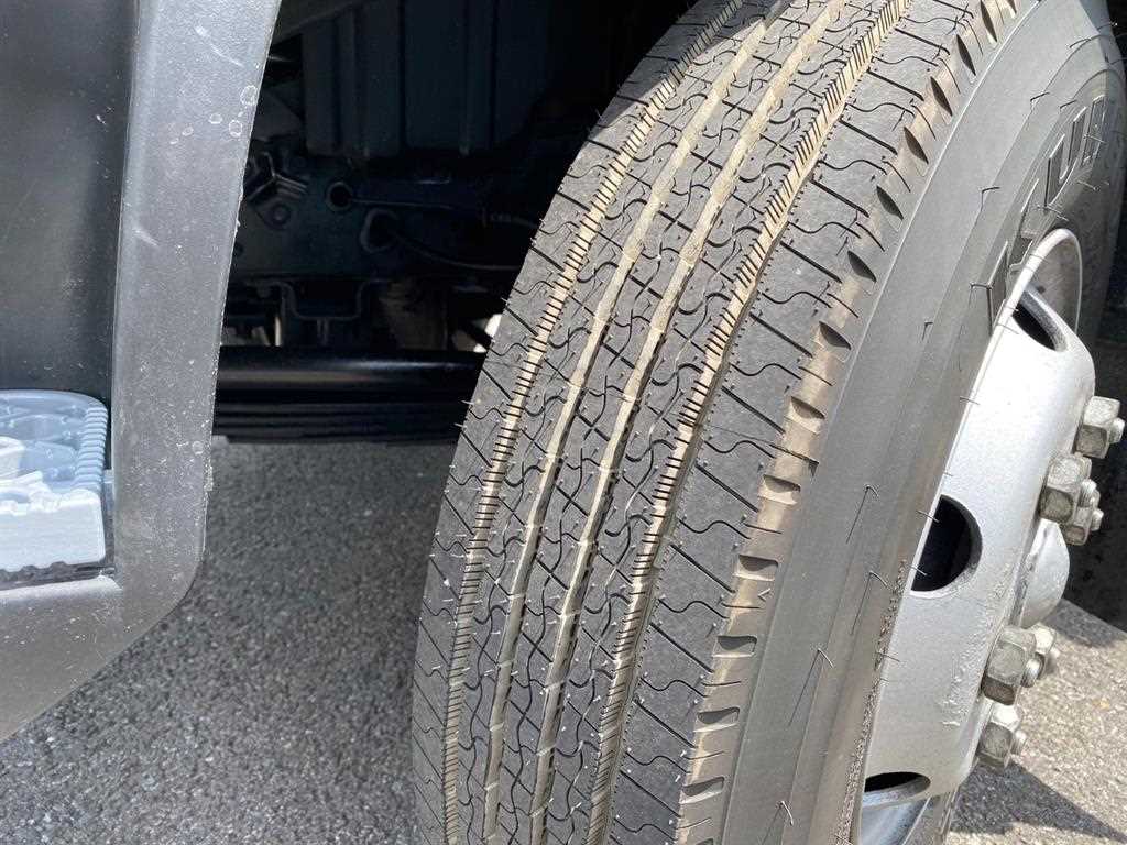 medium and large cargo apChoukJingae - Vista 12