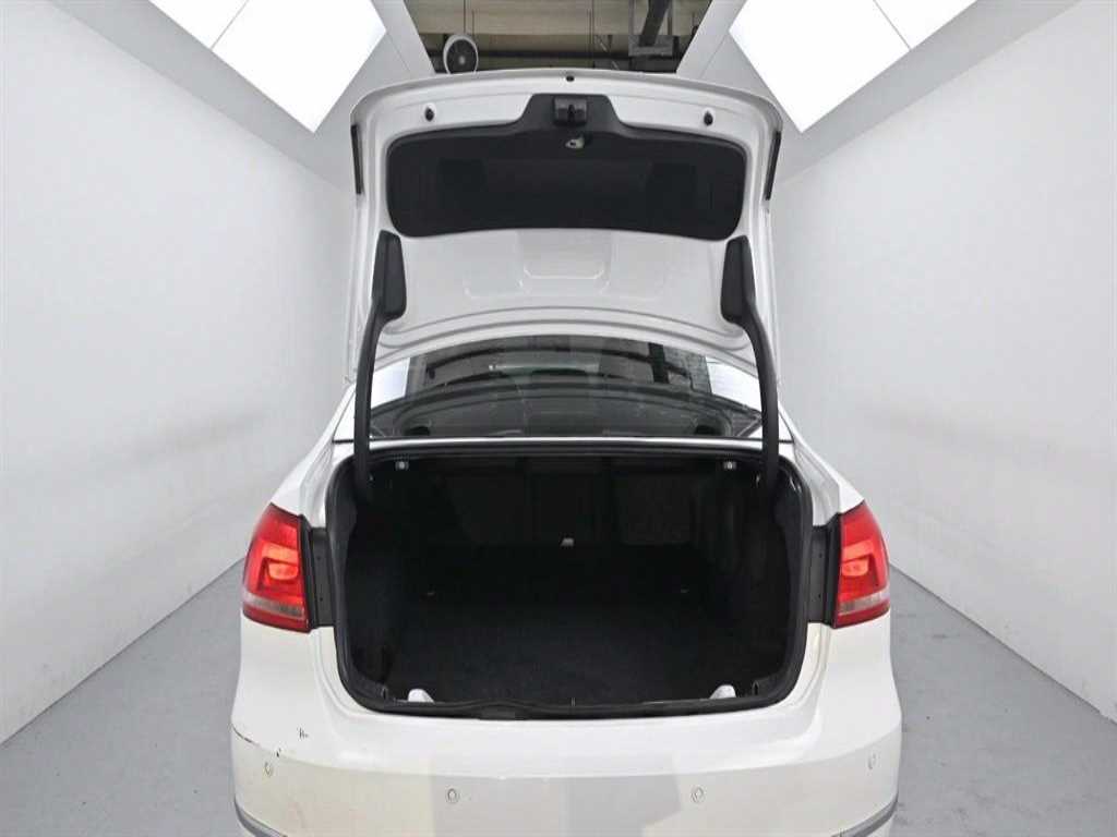 Volkswagen Passat 2015 Blanco - Importación desde Corea - HF Imports Iquique - Foto 20