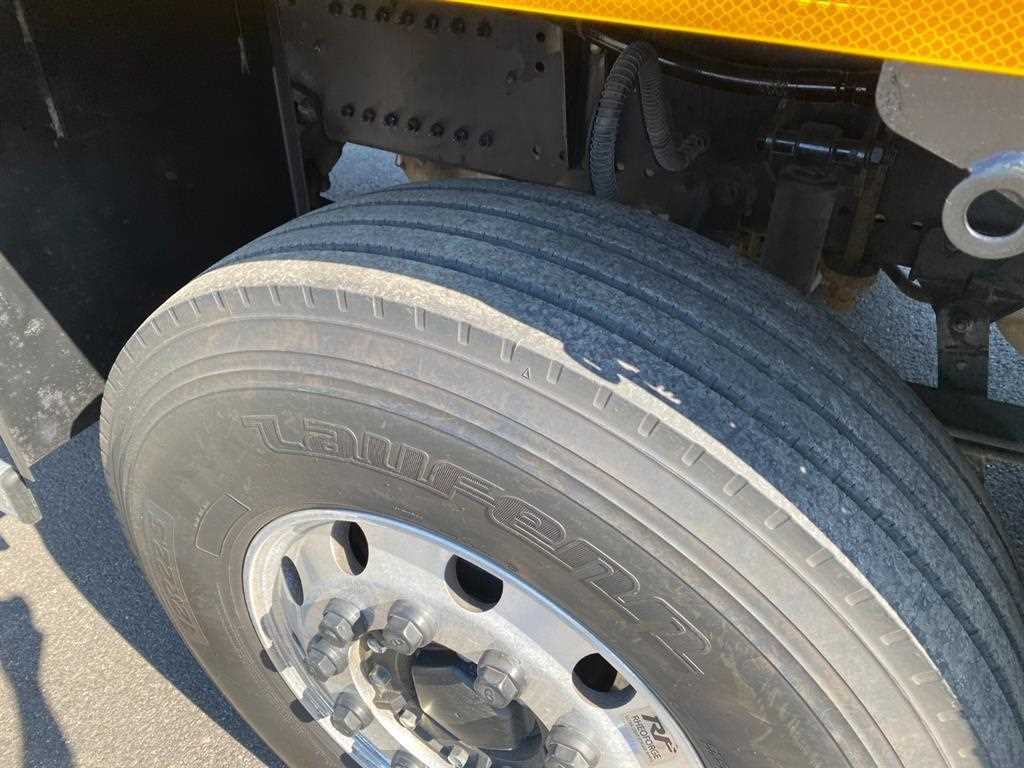 medium and large cargo apChoukJingae 2020 Gris - Importación desde Corea - HF Imports Iquique - Foto 18