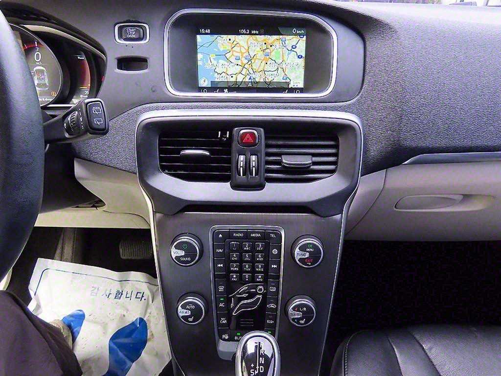 Volvo V40 2016 Blanco - Importación desde Corea - HF Imports Iquique - Foto 14