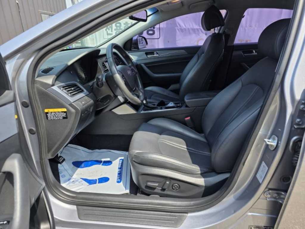 HYUNDAI Sonata - Vista 9