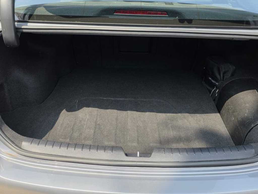 HYUNDAI Sonata - Vista 4