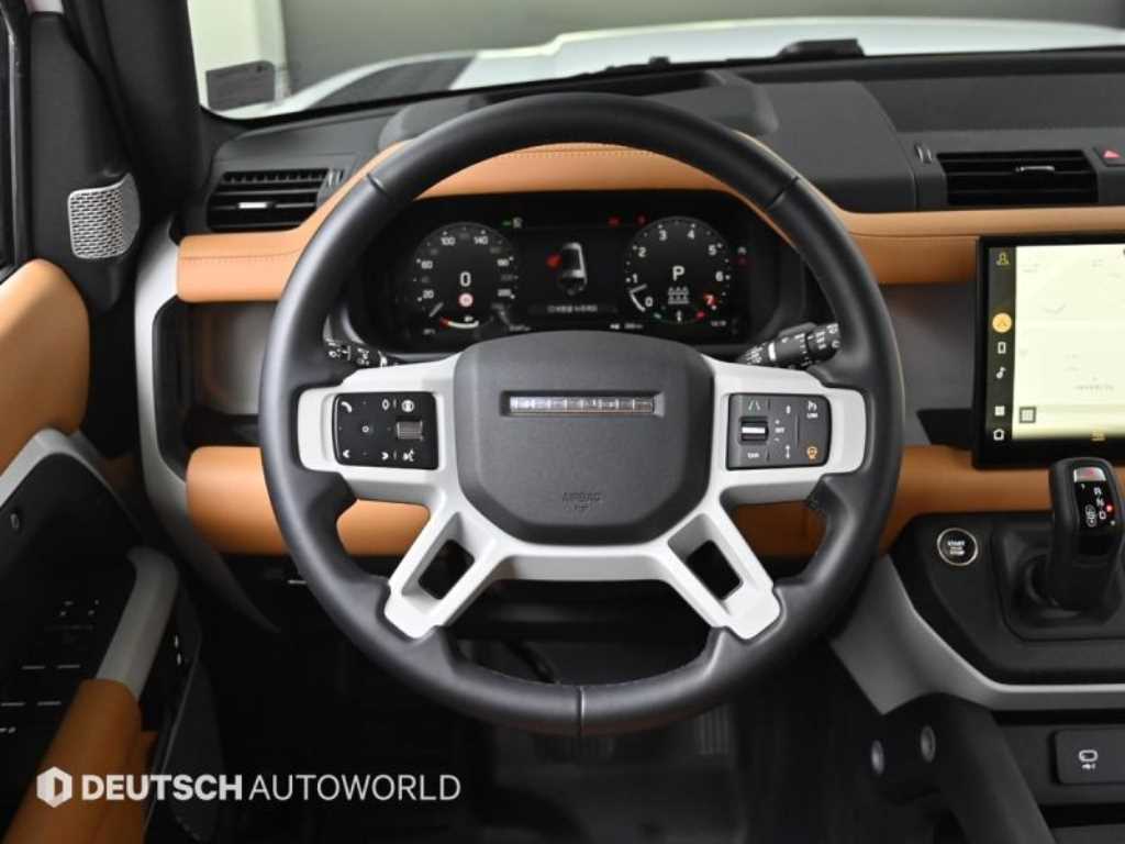 Land Rover Defender - Vista 12