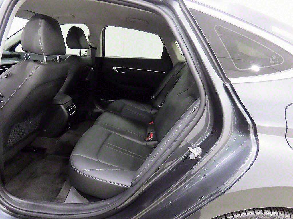 HYUNDAI Sonata - Vista 6