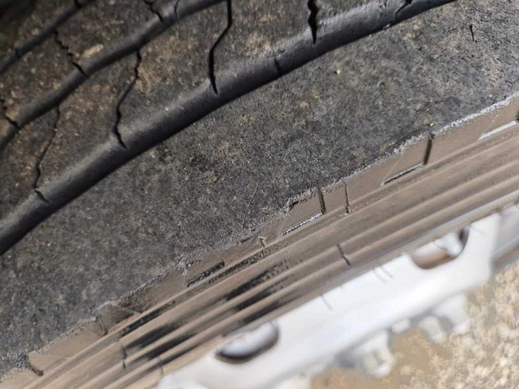 medium and large cargo truck 2017 Blanco - Importación desde Corea - HF Imports Iquique - Foto 13