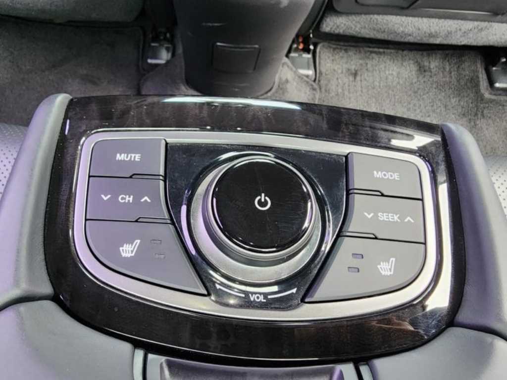 HYUNDAI Grandeur - Vista 10