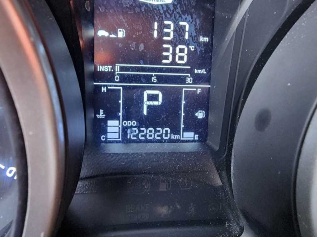 Ssangyong Tivoli - Vista 8