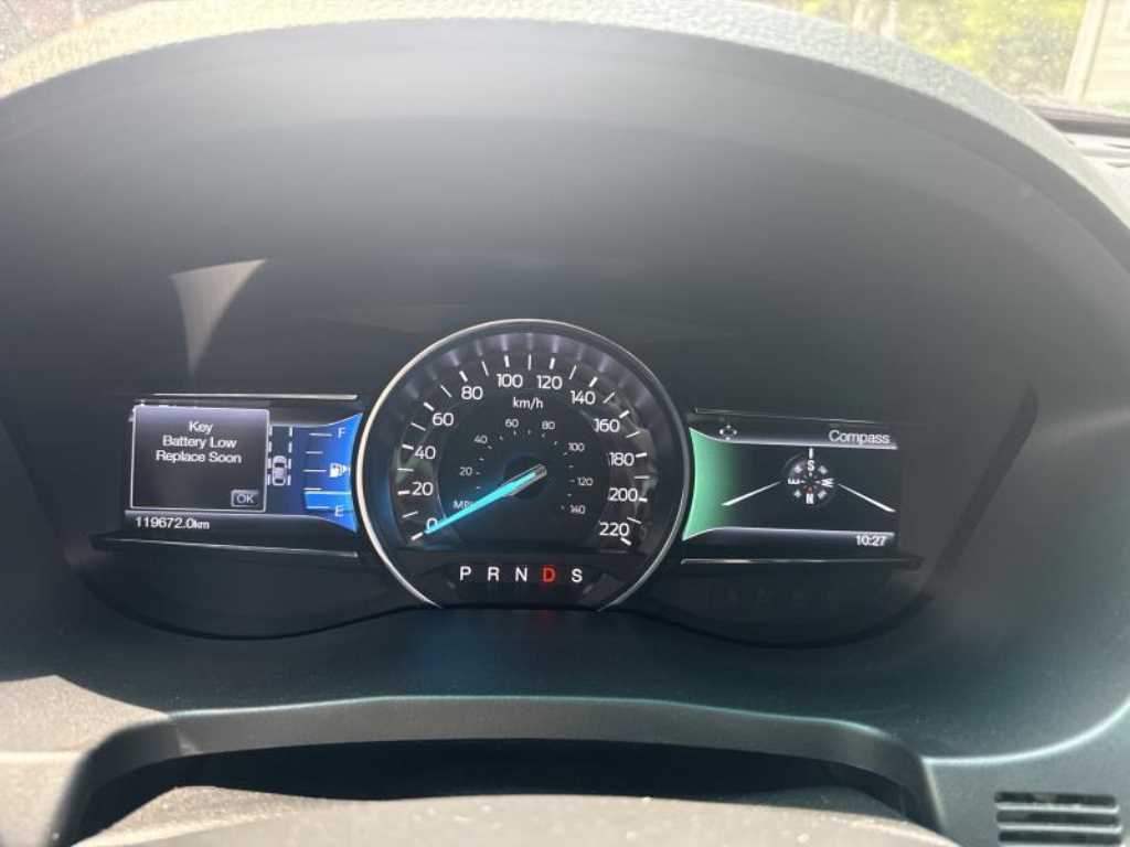 Ford Explorer - Vista 9