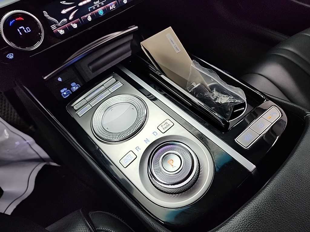 Genesis G80 - Vista 8