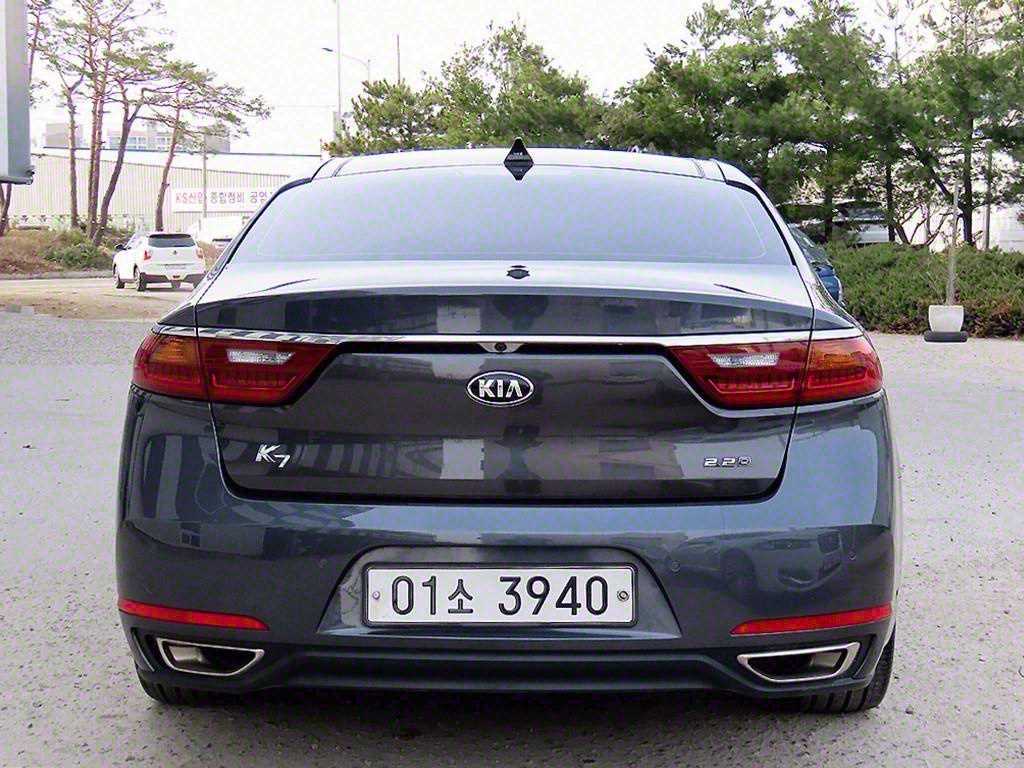 KIA K7 - Vista 4
