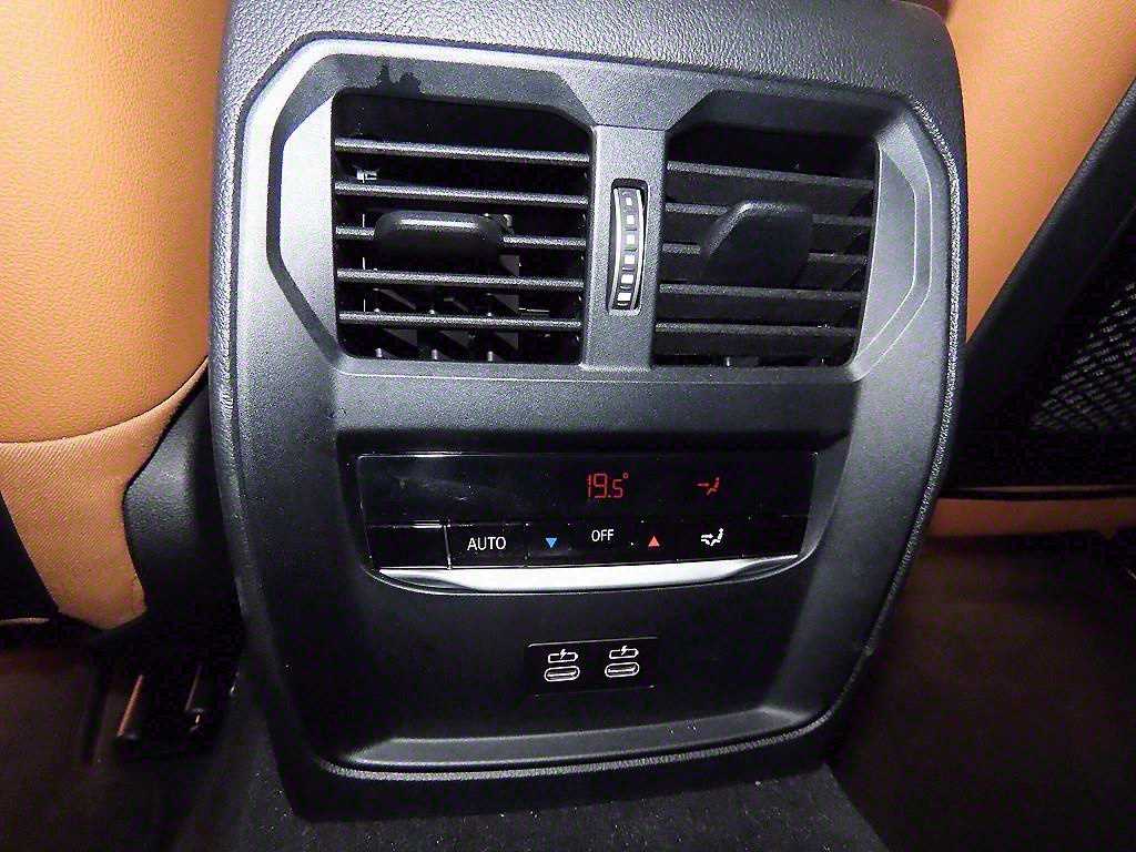 BMW 3 series 2023 Blanco - Importación desde Corea - HF Imports Iquique - Foto 14