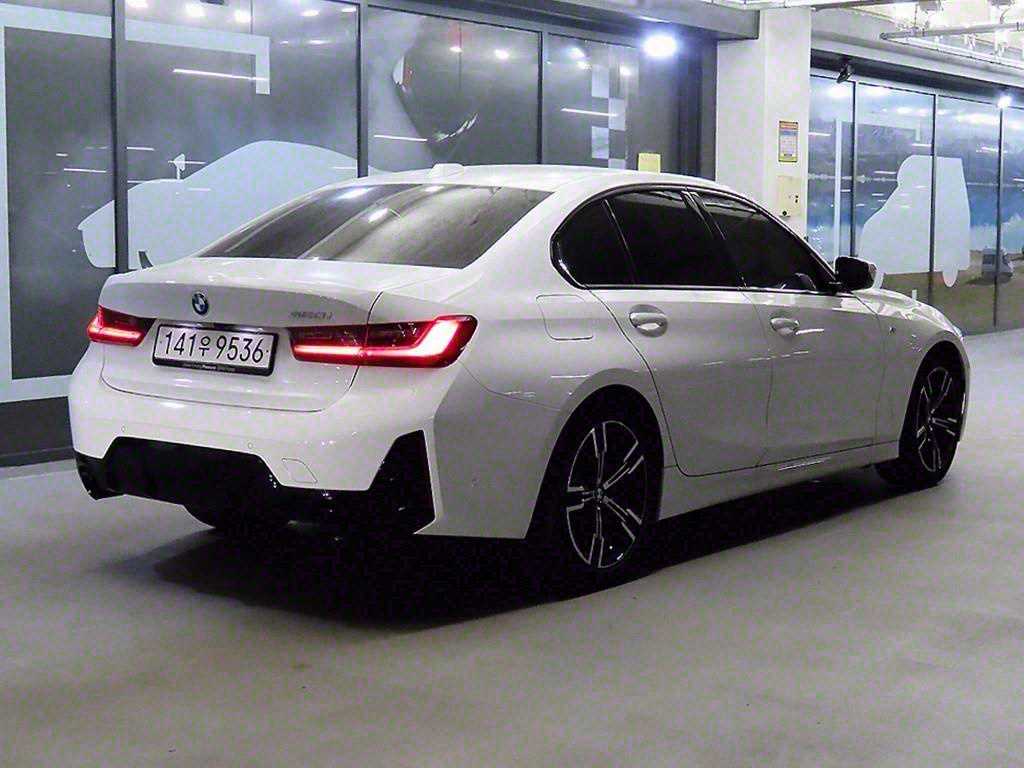 BMW 3 series - Vista 4