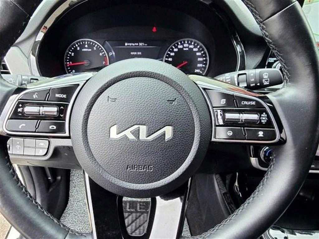 KIA Seltos 2023 Blanco - Importación desde Corea - HF Imports Iquique - Foto 13