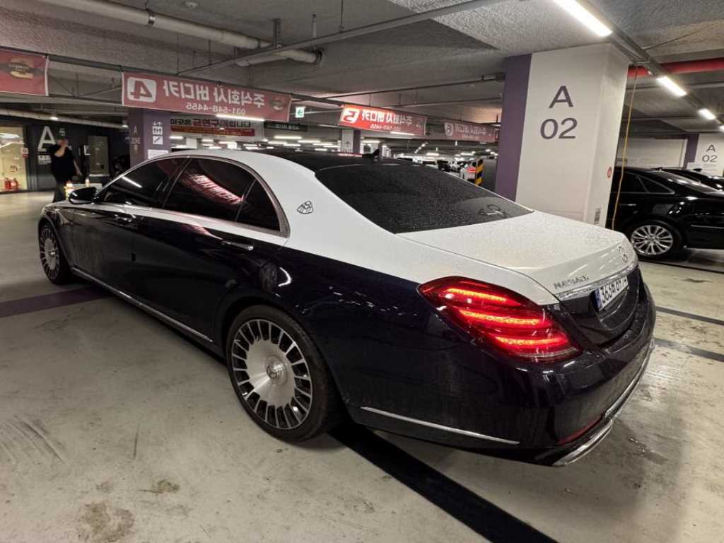 Mercedes Benz S Class - Vista 5
