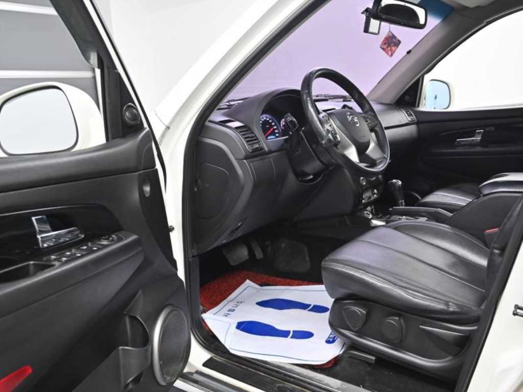 Ssangyong Rexton 2016 Blanco - Importación desde Corea - HF Imports Iquique - Foto 15