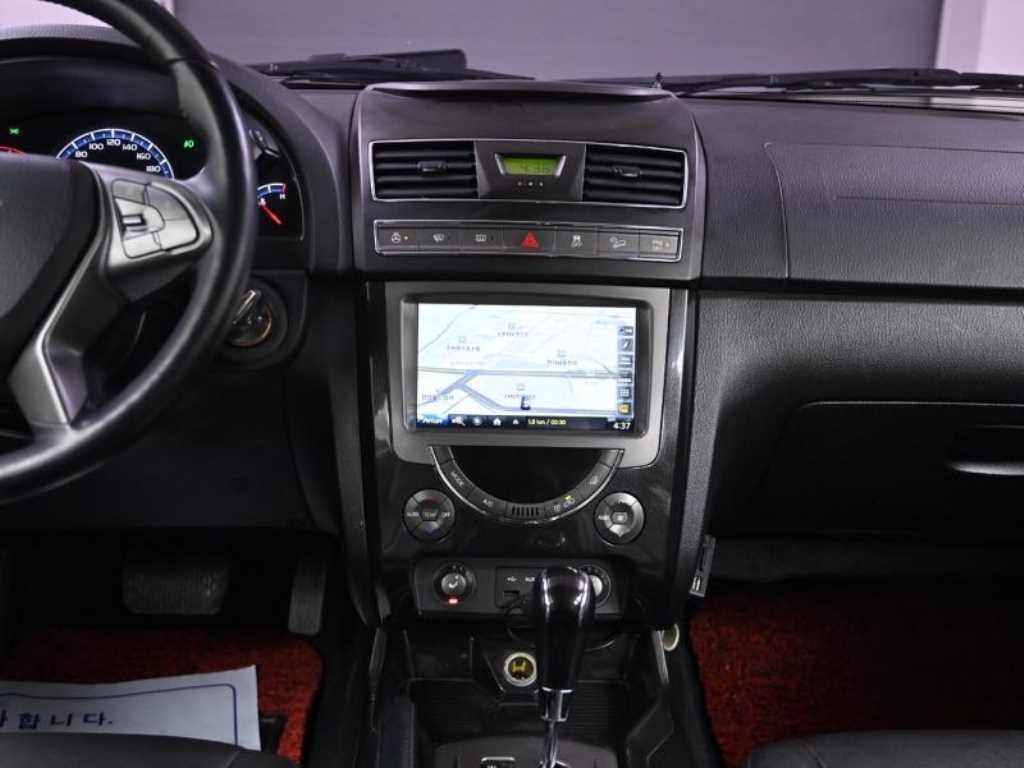 Ssangyong Rexton - Vista 8