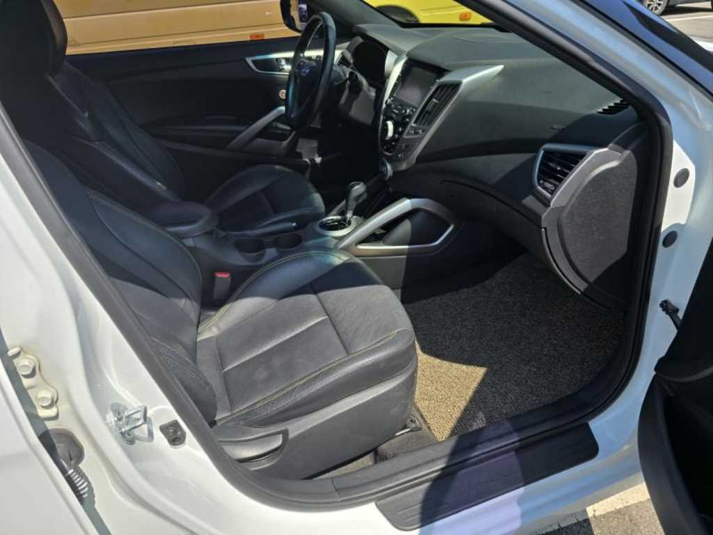 HYUNDAI Veloster 2015 Blanco - Importación desde Corea - HF Imports Iquique - Foto 16