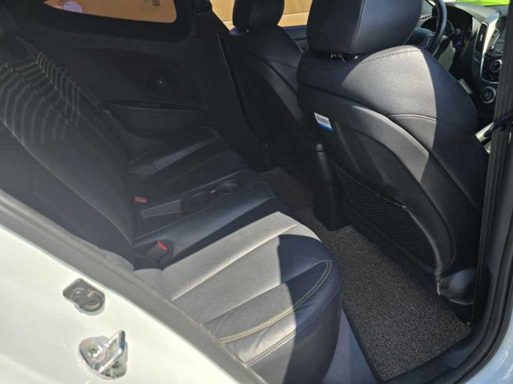 HYUNDAI Veloster 2015 Blanco - Importación desde Corea - HF Imports Iquique - Foto 15