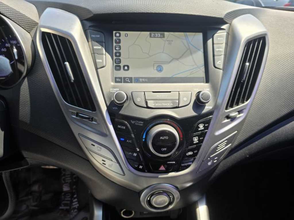 HYUNDAI Veloster - Vista 8