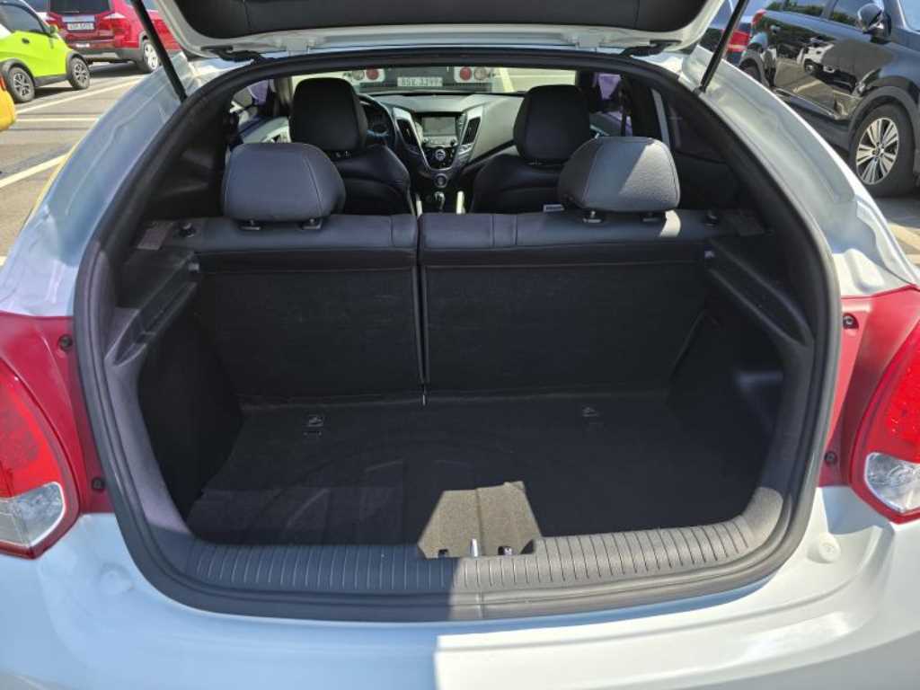 HYUNDAI Veloster 2015 Blanco - Importación desde Corea - HF Imports Iquique - Foto 13