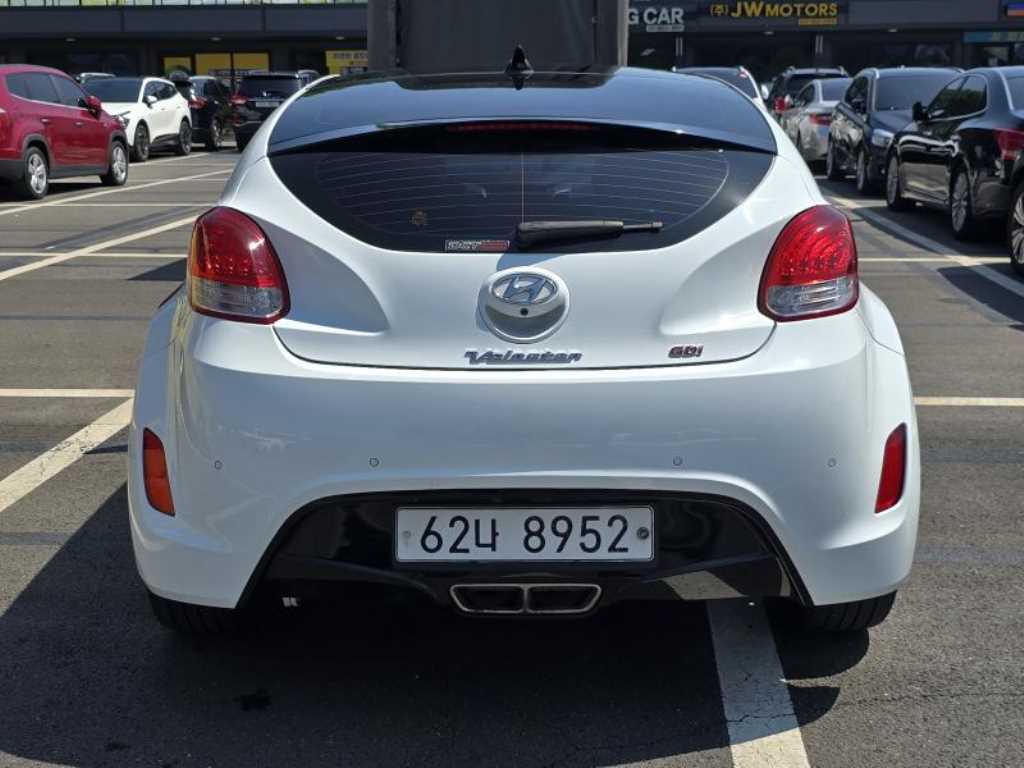 HYUNDAI Veloster - Vista 4