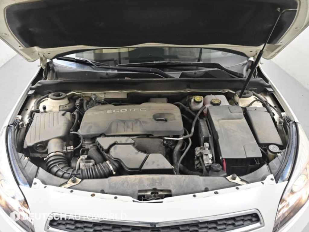 Chevrolet Malibu - Vista 6