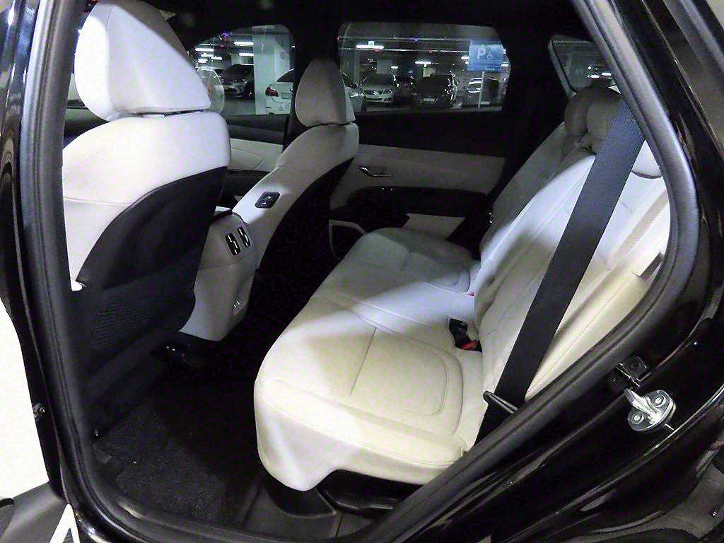 HYUNDAI Tucson - Vista 7