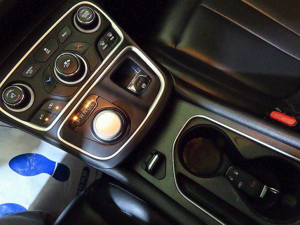 Chrysler 200 - Vista 12