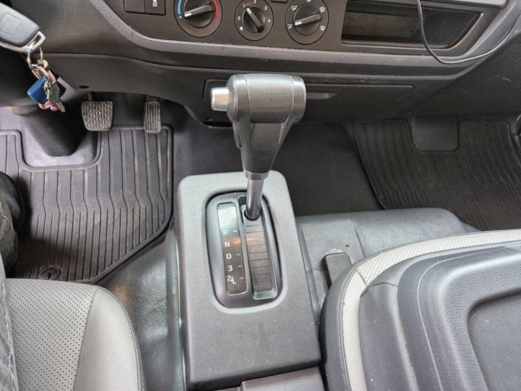 medium and large cargo truck 2021 Blanco - Importación desde Corea - HF Imports Iquique - Foto 14