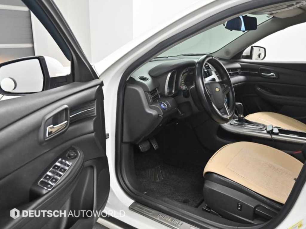 Chevrolet Malibu - Vista 11