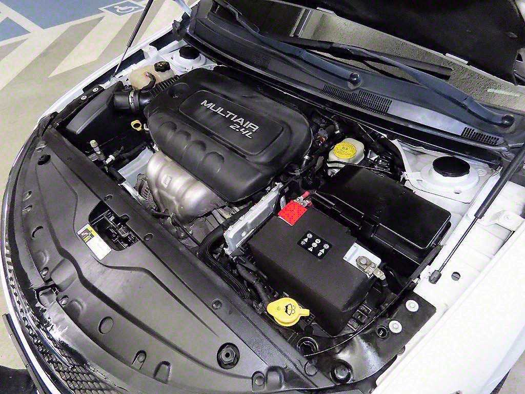 Chrysler 200 2015 Blanco - Importación desde Corea - HF Imports Iquique - Foto 18