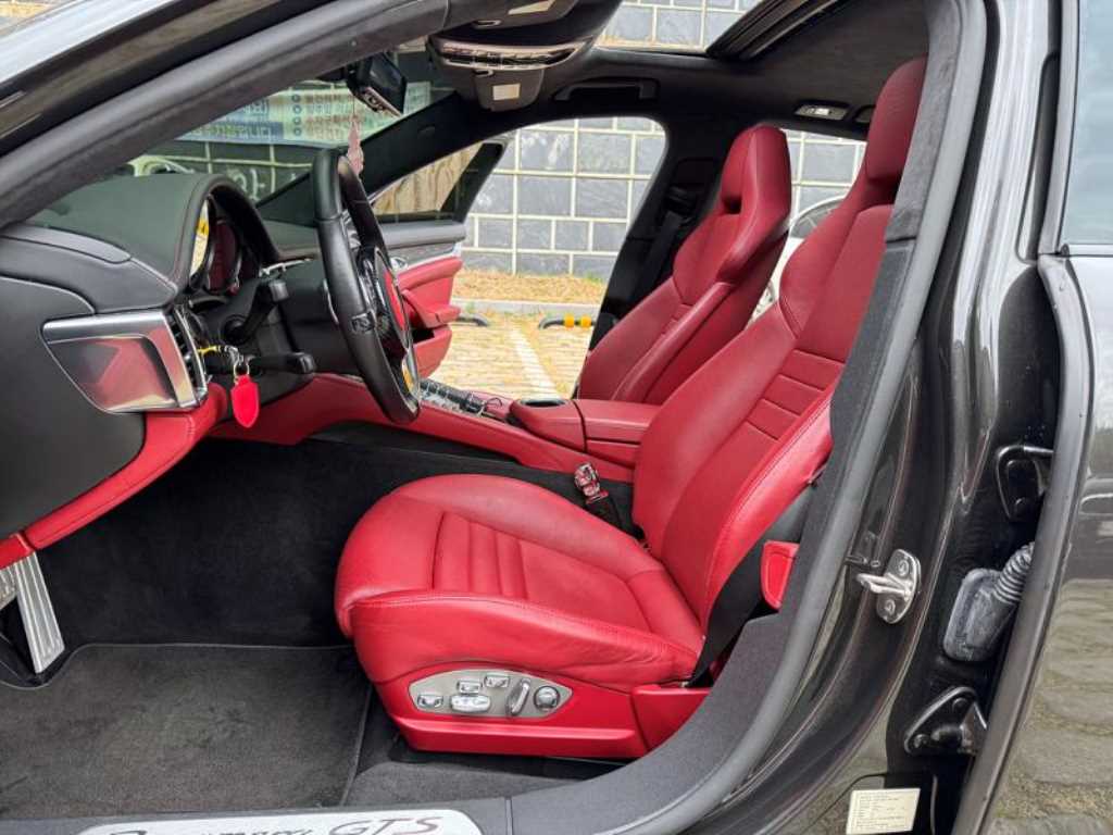 Porsche Panamera - Vista 12