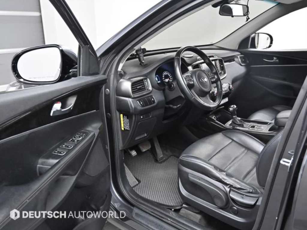 KIA Sorento - Vista 11