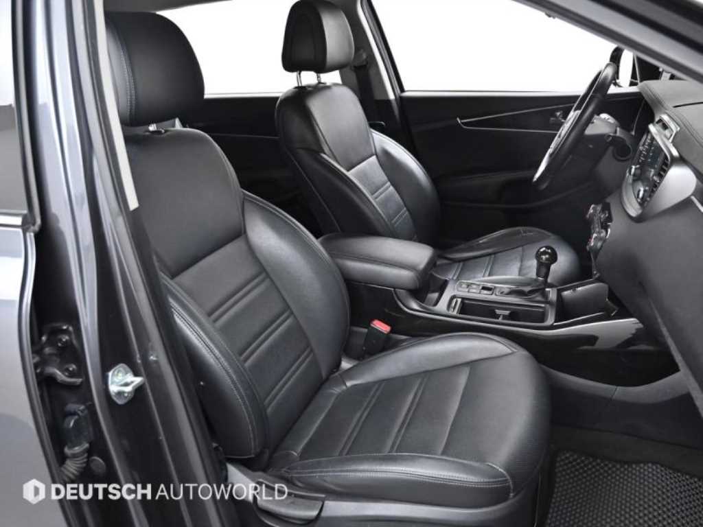 KIA Sorento - Vista 10