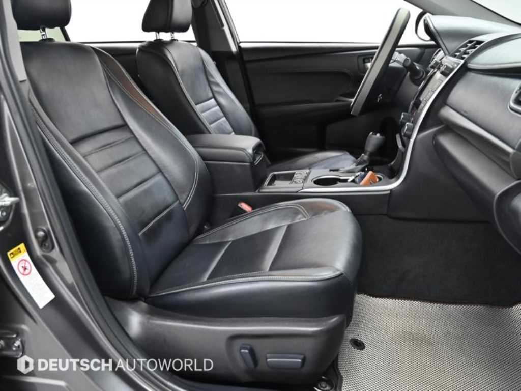 Toyota Camry - Vista 10