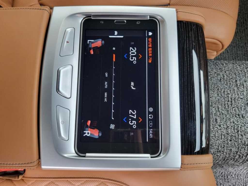 BMW 7 Series - Vista 11